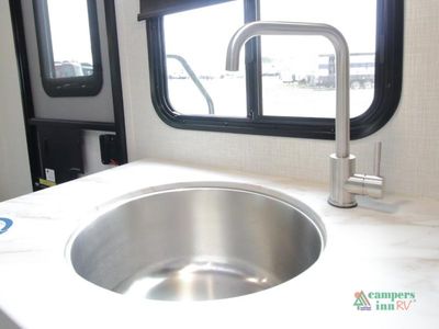 2026 Venture RV Sonic Lite - Photo 10