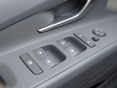 2026 Hyundai ELANTRA — photo 26 view
