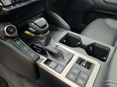 2024 Toyota Land Cruiser - Photo 18