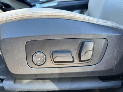 2026 Pre-Owned 2023 BMW X1 xDrive28i - Photo 38