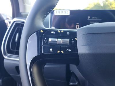 2026 Kia Sorento — photo 11 view