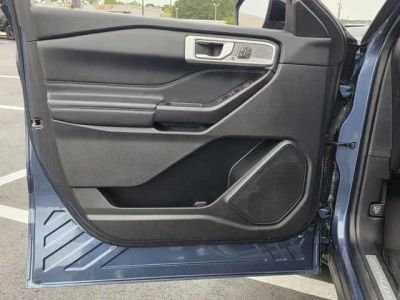 2020 Ford Explorer — photo 14 view