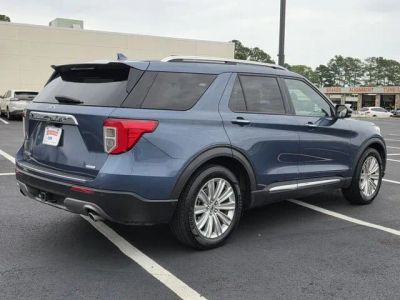 2020 Ford Explorer — interior view