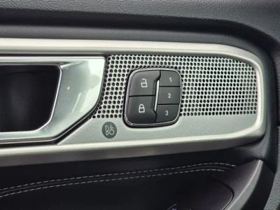2020 Ford Explorer — photo 16 view