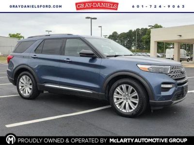 2020 Ford Explorer Limited — front three-quarter view