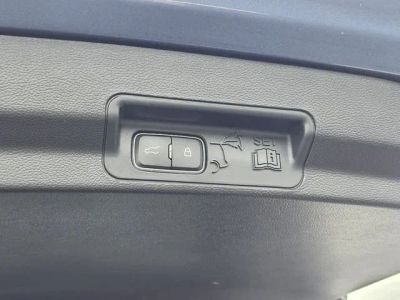 2020 Ford Explorer — photo 34 view