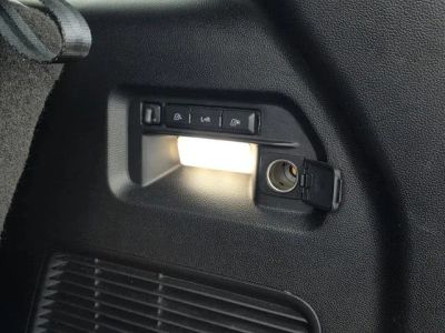 2020 Ford Explorer — photo 33 view