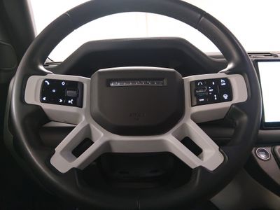 2025 Land Rover Defender - Photo 12