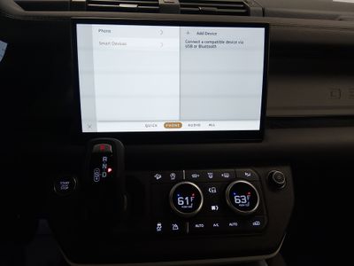 2025 Land Rover Defender - Photo 13