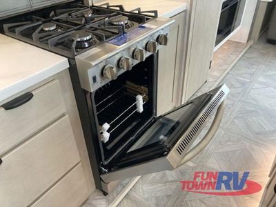 2025 Forest River RV Salem Grand Villa - Photo 18