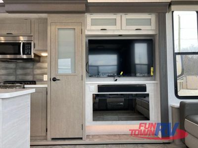 2025 Forest River RV Salem Grand Villa - Photo 29