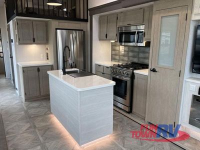 2025 Forest River RV Salem Grand Villa - Photo 15