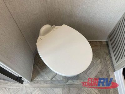 2025 Forest River RV Salem Grand Villa - Photo 40