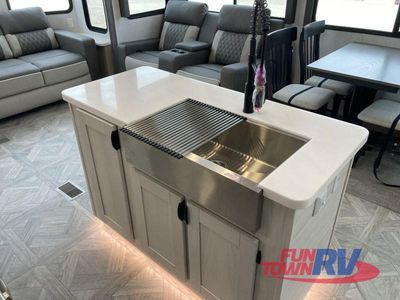 2025 Forest River RV Salem Grand Villa - Photo 16