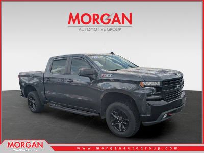 2021 Chevrolet Silverado 1500 LT Trail Boss in Gray — front three-quarter view