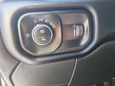 2024 Ram 2500 — photo 13 view