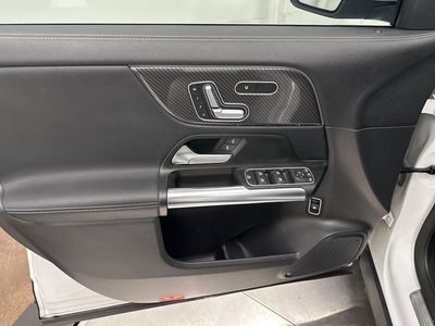 2021 Mercedes-Benz GLA - Photo 10