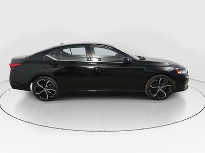 2024 Nissan Altima - Photo 8