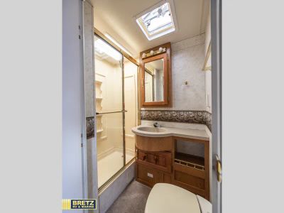 2000 Thor Motor Coach Infinity - Photo 21