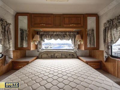 2000 Thor Motor Coach Infinity - Photo 12