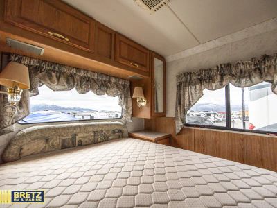 2000 Thor Motor Coach Infinity - Photo 13