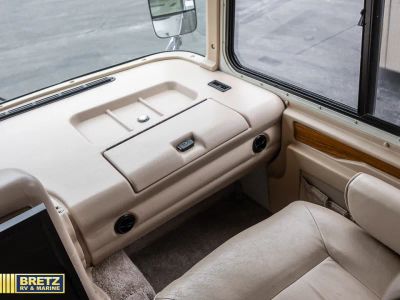 2000 Thor Motor Coach Infinity - Photo 19