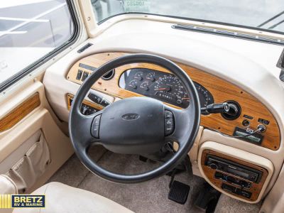 2000 Thor Motor Coach Infinity - Photo 18