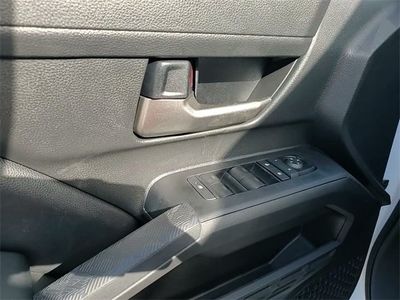 2025 Toyota Tacoma - Photo 10
