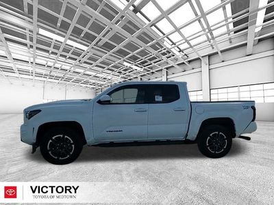 2025 Toyota Tacoma - Photo 6