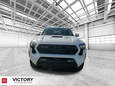 2025 Toyota Tacoma - Photo 8