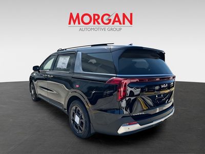 2026 Kia Carnival Hybrid — detail view