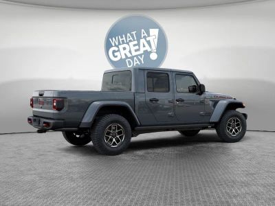 2026 Jeep Gladiator — detail view