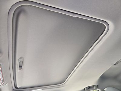 2023 Toyota RAV4 - Photo 17