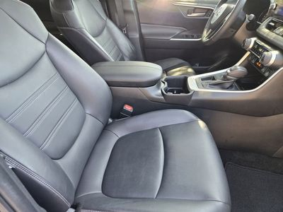 2023 Toyota RAV4 - Photo 9