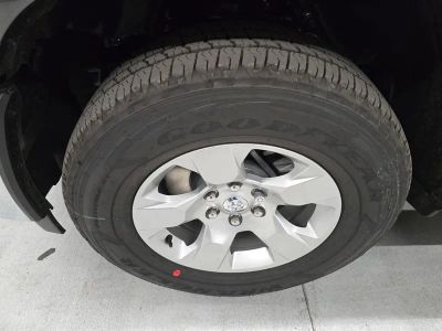 2026 Ram 1500 — photo 10 view