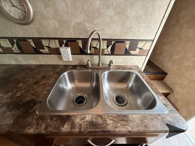 2013 Coachmen RV Chaparral Lite - Photo 17