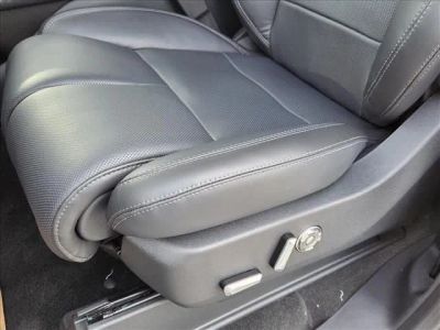 2025 Lincoln Navigator — interior view