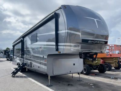2026 Jayco BIGHORN — front three-quarter view