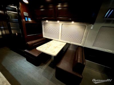 2017 Airstream Classic — photo 10 view