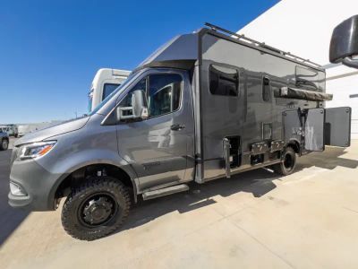 2027 Winnebago EKKO — photo 23 view