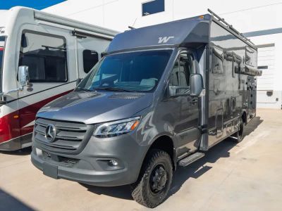 2027 Winnebago EKKO — photo 32 view