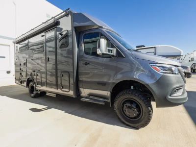 2027 Winnebago EKKO — photo 16 view