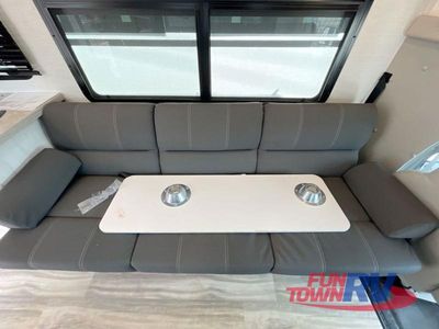 2025 Gulf Stream RV Yellowstone - Photo 17