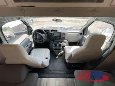 2025 Gulf Stream RV Yellowstone - Photo 19