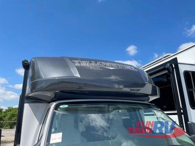 2025 Gulf Stream RV Yellowstone - Photo 3