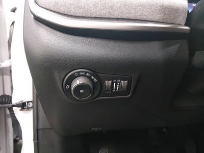 2024 Jeep Compass — photo 13 view