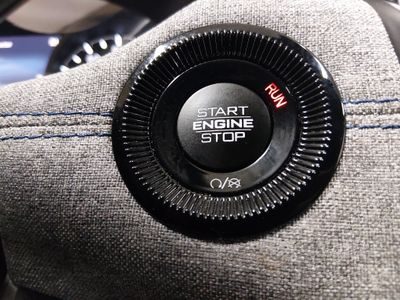2024 Jeep Compass — photo 17 view