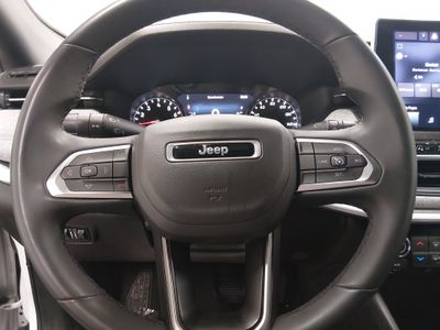 2024 Jeep Compass — photo 12 view