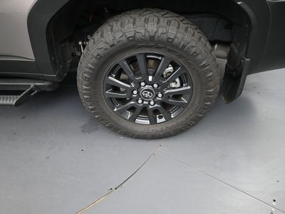 2026 2025 Toyota Land Cruiser 1958 SUV — photo 18 view