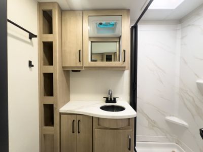 2026 Grand Design IMAGINE XLS - Photo 15